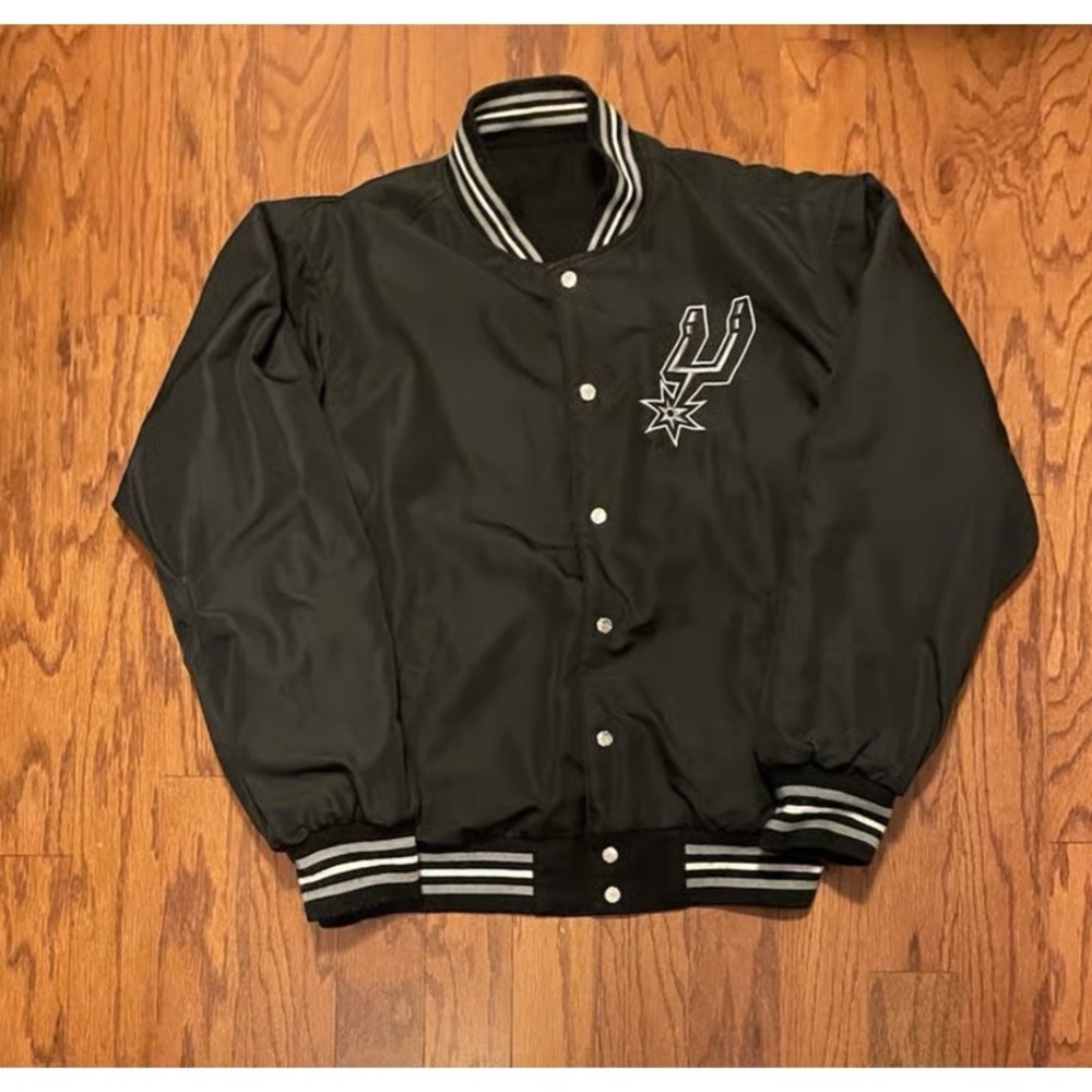 Stylish Black Varsity Jacket with Embroidered Logo